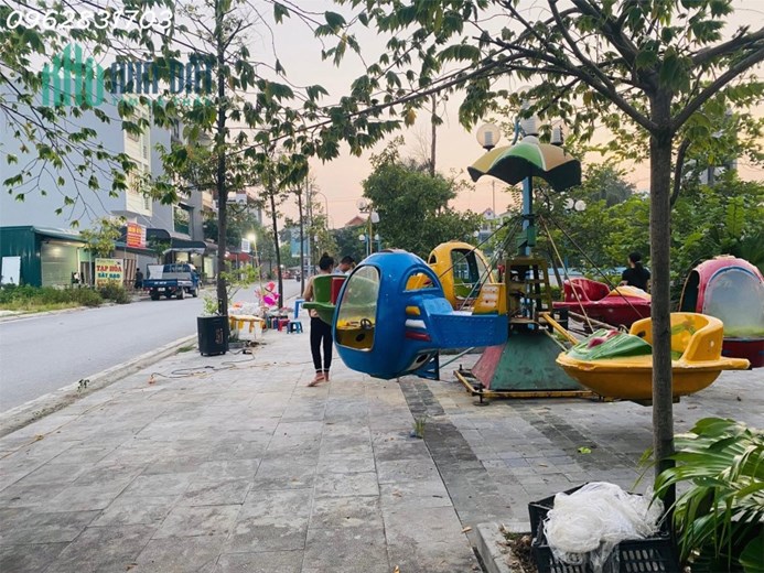chủ cần tiền bán nhanh lô đất đẹp nhất phố chợ lương sơn giá rẻ nhất thị trường