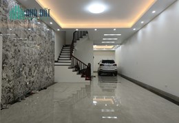 CẦN CHO THUÊ MẶT SÀN KINH DOANH TỨ HIỆP THANH TRÌ 100M2 GIÁ 8 TRIỆU/THÁNG.