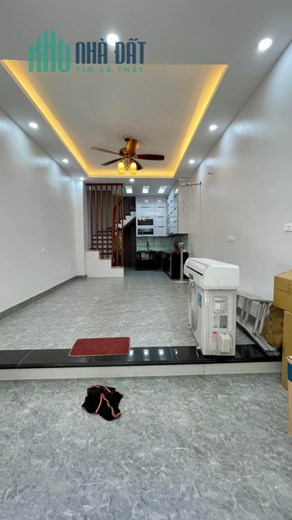 ĐƯỜNG HOÀNG MAI - HOÀNG VĂN THỤ - HÀ NỘI 
MẶT NGÕ , NGÕ THÔNG, KINH DOANH,2 THOÁNG TRƯỚC SAU.