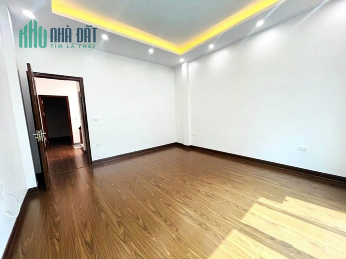 Chung Cư 142m 3PN 2 WC. Hapulico Complex số 1 Nguyễn Huy Tưởng. Chủ Cần Bán Gấp