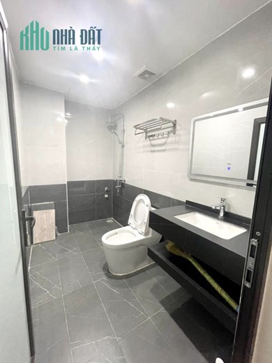 Chung Cư 142m 3PN 2 WC. Hapulico Complex số 1 Nguyễn Huy Tưởng. Chủ Cần Bán Gấp