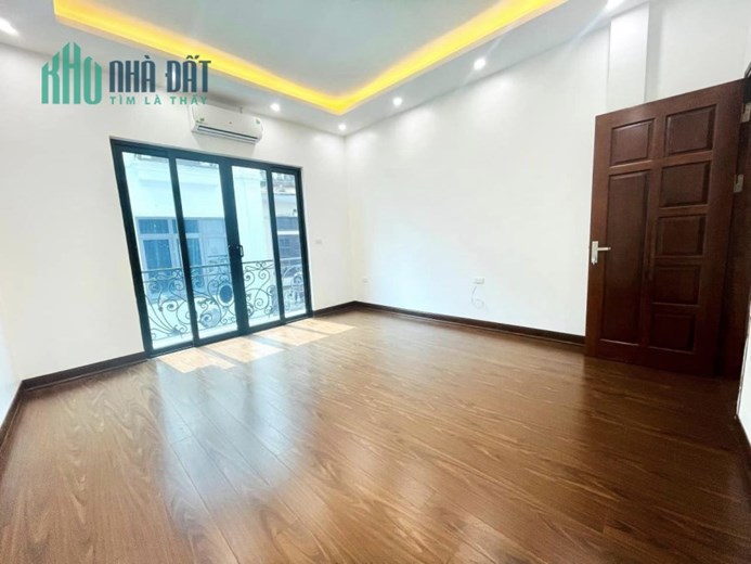 Chung Cư 142m 3PN 2 WC. Hapulico Complex số 1 Nguyễn Huy Tưởng. Chủ Cần Bán Gấp