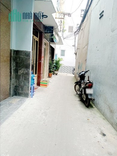 Nhà 2 Tầng mới hẻm thông Dương Bá Trạc P2Q8 - Giá 12 Triệu