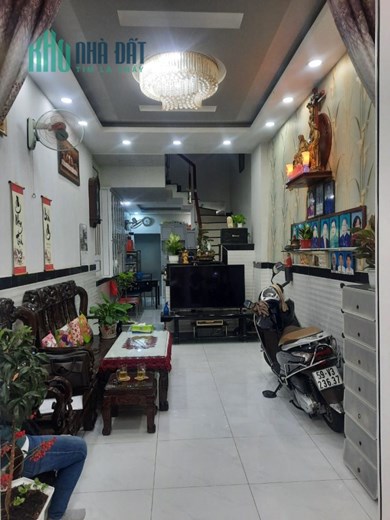 Bán nhà Lê Đức Thọ, 45m2, 4 tầng BTCT, nhà đẹp khu dân trí cao chỉ 4.5 tỷ TL