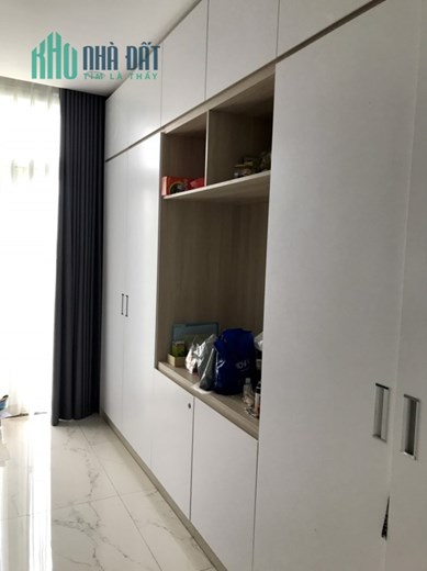 Bán nhà đường Lê Văn Lương, 6x14m, 3 tầng, giá 8 tỷ