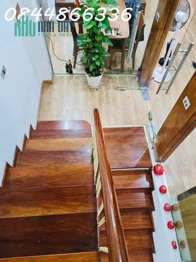 Nhà đẹp Thanh Xuân, lô góc 3 thoáng, ô tô vào nhà, sổ vuông đẹp, vào ở được ngay