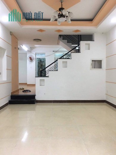 Nhà bán Nở hậu 77m2 Giá 5tỷ1 hẻm Liên Tỉnh 5 P5Q8