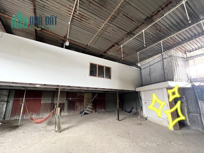 Cho thuê kho đường Phạm Hữu Lầu, 180m, giá 9 triệu