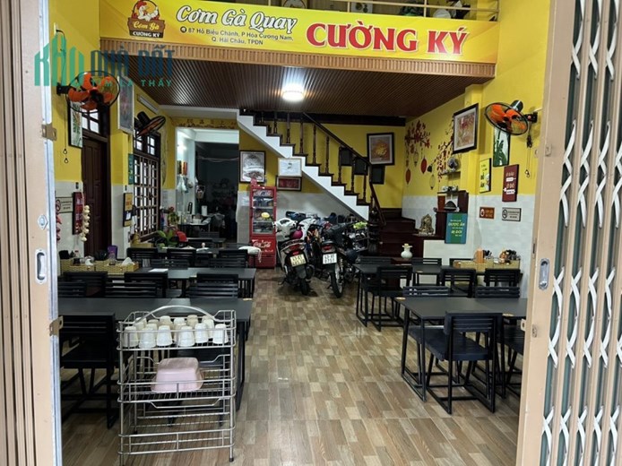 ĐI NƯỚC NGOÀI CẦN SANG GẤP QUÁN CƠM GÀ GẦN ĐH ĐÔNG Á - KIẾN TRÚC
