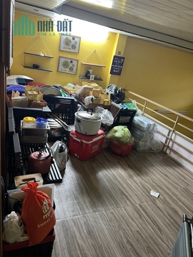 ĐI NƯỚC NGOÀI CẦN SANG GẤP QUÁN CƠM GÀ GẦN ĐH ĐÔNG Á - KIẾN TRÚC
