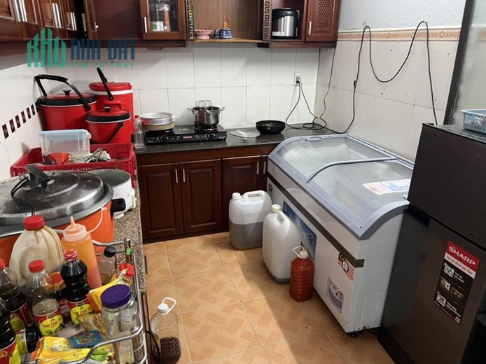 ĐI NƯỚC NGOÀI CẦN SANG GẤP QUÁN CƠM GÀ GẦN ĐH ĐÔNG Á - KIẾN TRÚC