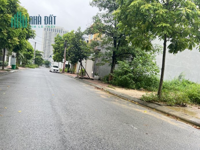Lô đất Trong lõi khu đô thị Sinh thái VCI giá chỉ 20.xxtr/m. Nhanh tay thì còn .