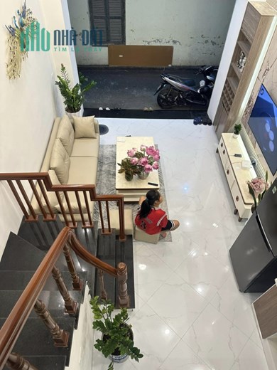 BÁN NHÀ PHƯƠNG MAI, ĐỐNG ĐA, Ô TÔ ĐỖ CỬA, FULL NỘI THẤT ĐẸP 30/35M2*4T*3PN*5.55 TỶ.