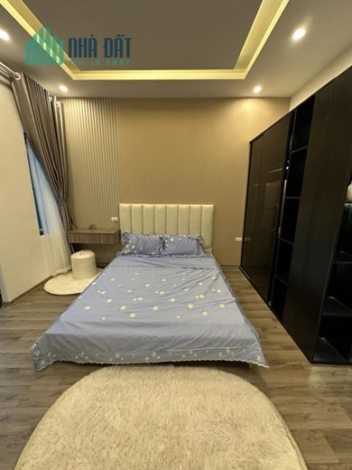 BÁN NHÀ PHƯƠNG MAI, ĐỐNG ĐA, Ô TÔ ĐỖ CỬA, FULL NỘI THẤT ĐẸP 30/35M2*4T*3PN*5.55 TỶ.