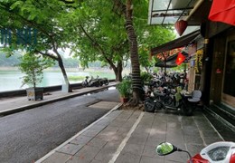 MẶT PHỐ PHẠM HUY THÔNG - 5 TẦNG - MẶT TIỀN GẦN 5M NỞ HẬU - VỈA HÈ SIÊU ĐẸP - KINH DOANH SẦM UẤT