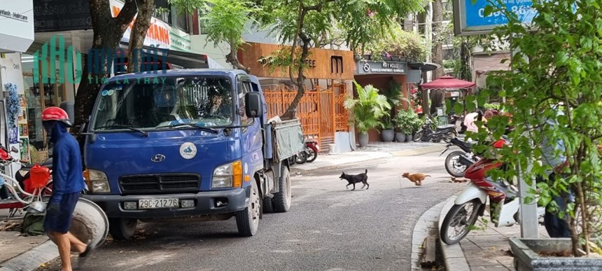MẶT PHỐ PHẠM HUY THÔNG - 5 TẦNG - MẶT TIỀN GẦN 5M NỞ HẬU - VỈA HÈ SIÊU ĐẸP - KINH DOANH SẦM UẤT
