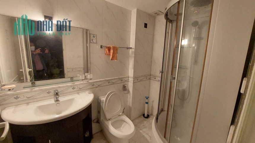 Bán Tòa căn hộ 95m2 phố Ngọc Hà, Ba Đình 9 Tầng Thang máy Doanh thu 2 tỷ/năm Giá 19.2 Tỷ