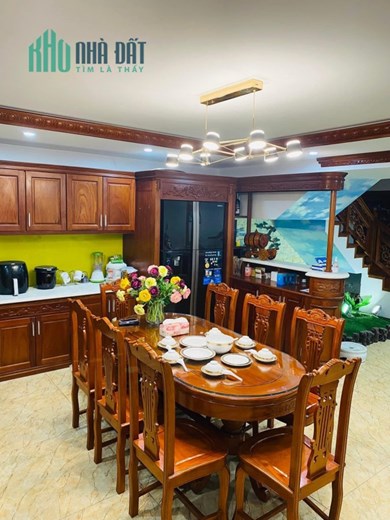 Bán Tòa căn hộ 92m2 phố Ngọc Hà, Ba Đình 9 Tầng Thang máy Dòng tiền 10%/năm Giá 19.5 Tỷ