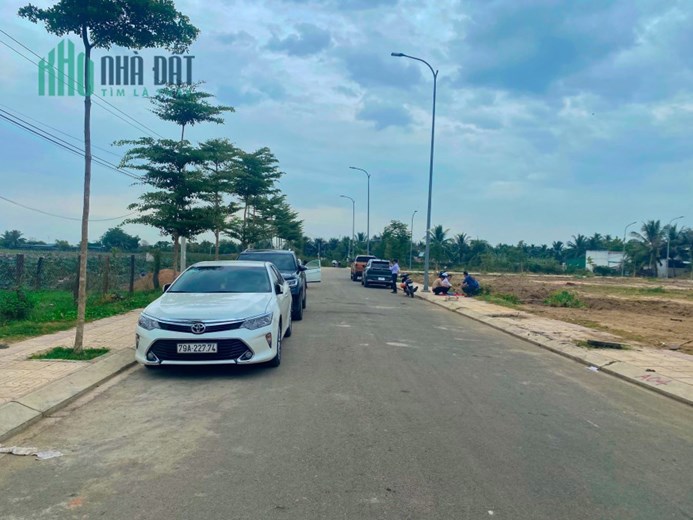 KDC Tân Hội đầu đường Thống Nhất TP. Phan Rang đang được phân phối với giá “F0” còn thanh toán linh