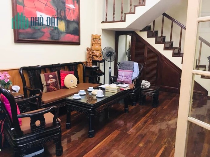Bán Apartment 113m2 phố Đội Cấn, Ba Đình 9 Tầng Thang máu XỊN Doanh thu 2 tỷ/năm Giá 23.4 Tỷ