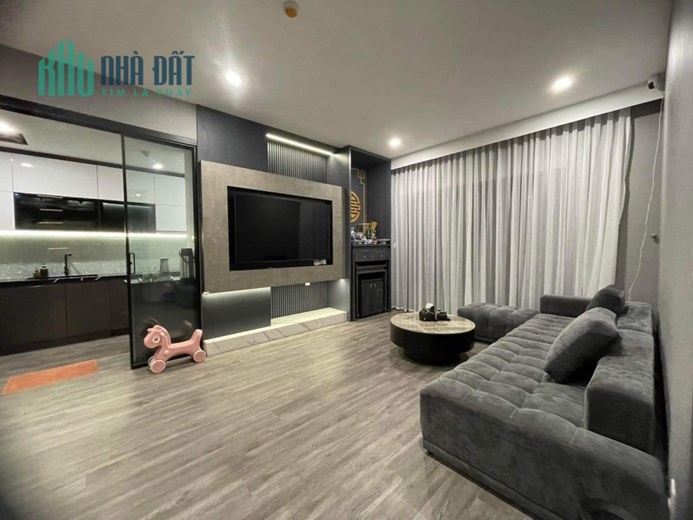 Nhà đẹp mê mẩn Hoàng Như Tiếp,cách 1 nhà ra phố, 55m,MT 5M,4 tầng,nhỉnh 7 tỷ