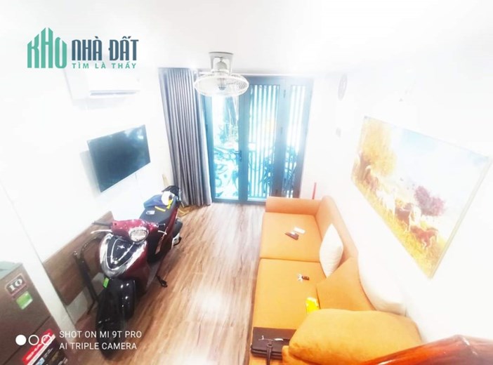 Bán nhà Phố 8.3- nhỉnh 1tỷ- sdtt25m2x 2 tầng- kinh doanh cực đỉnh- ô tô cách vài bước chân- tặng
