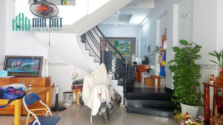 Bán nhà gần Aeon Tân Phú 60M2(5x12)-Hẻm thông-Mặt tiền tương lai-Hơn 4 Tỷ.