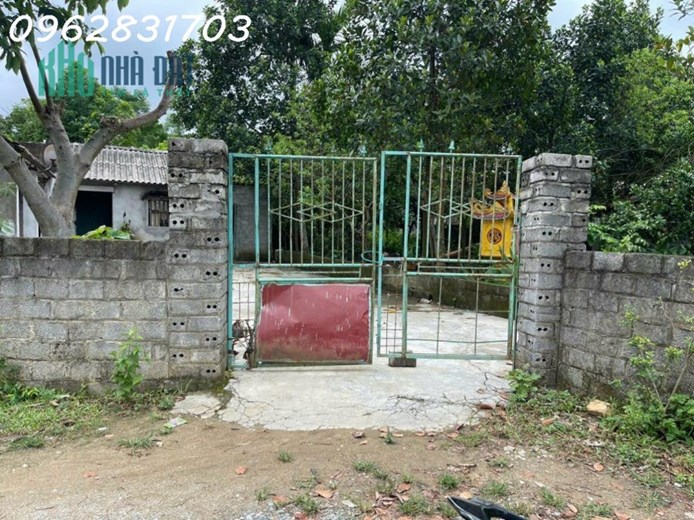 Chủ cần tiền bán nhanh lô đất hoa hậu tại lương sơn giá chỉ 1 tỷ250 triệu