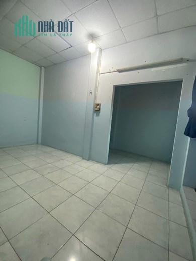 Bán nhà SHR Trường Chinh, DTSD 60m2, hoàn công, 2 tỷ