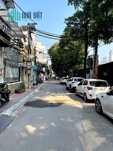Bán nhà ngõ 203 Hoàng Quốc Việt, Cầu Giấy, 109m2, mặt tiền 5.3m, ô tô tránh, vỉa hè, giá 30 tỷ