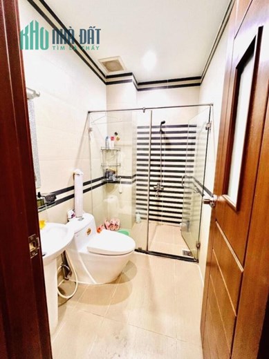 Bán Nhà Lê Đức Thọ Gò Vấp 4 Tầng Hẻm Xe Hơi 65m2 Giá 7 Tỷ