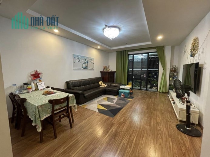 Cần bán nhà 13 tỷ MT: 5m - Mặt phố Nguyễn Trường Tộ, 35mx5T, SĐCC
