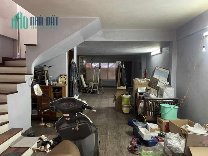 Cho thuê nhà nguyên căn, CHDV, Võng Thị 80m2, 4T, 5P, 21tr, Võng Thị.