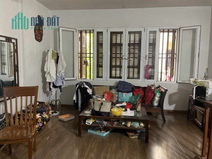 Cho thuê nhà nguyên căn, CHDV, Võng Thị 80m2, 4T, 5P, 21tr, Võng Thị.