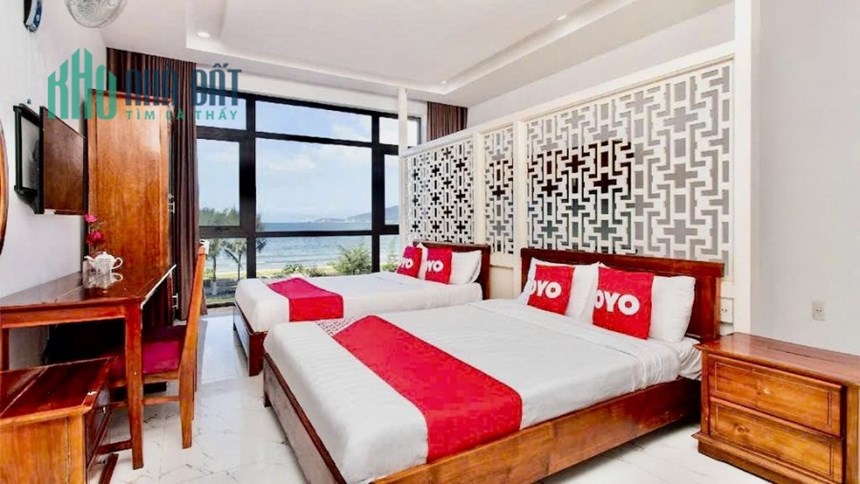 BÁN KHÁCH SẠN 5 TẦNG NGUYỄN TẤT THÀNH - DÒNG TIỀN 130TR/T