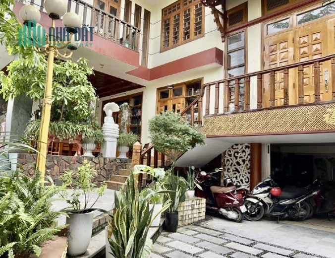 BÁN BIỆT THỰ 3 TẦNG LÔ GÓC KHU ĐẢO NỔI CẨM LỆ - 252M2 - CÓ HỒ BƠI
