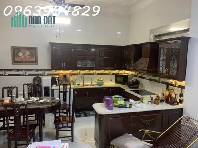 NHÀ HÀO NAM, QUẬN ĐỐNG ĐA, NGÕ THOÁNG RỘNG, KHU PHÂN LÔ, Ô TÔ TRÁNH, CHỈ 17 TỶ