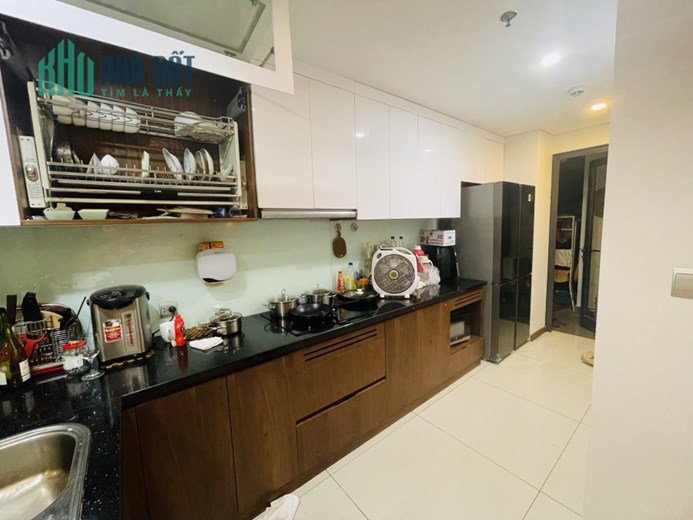 Bán căn hộ 110m2 tầng trung Tòa N01T4 Ngoại Giao Đoàn, 3PN, 2WC