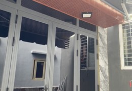 NHÀ LÊ HỒNG PHONG Q5-  HẺM BA GÁC - ĐANG THUÊ 15 TRIỆU/THÁNG - GIÁ HƠN 5 TỶ.