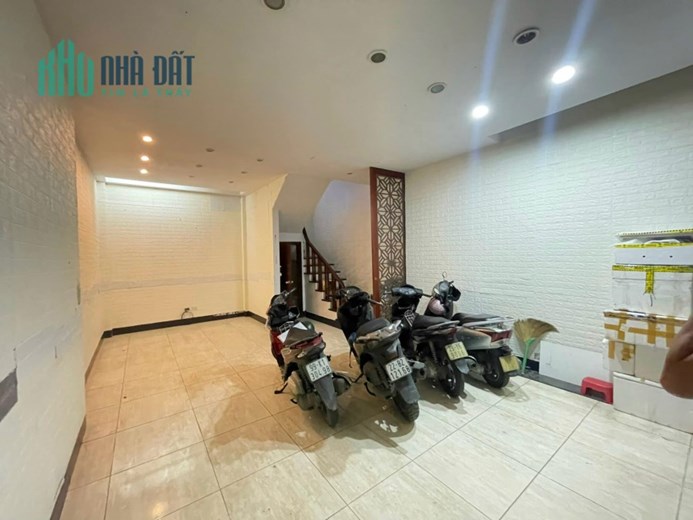 80m Mặt Tiền 7m Phố Nguyễn Phúc Lai Đống Đa. Nhà Phân Lô Ô Tô Tránh. Chủ Thiện Chí Bán.