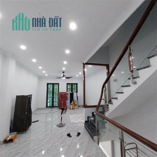 Nhà hiếm Xuân Đỉnh OTO, Thang máy, kinh doanh,gần phố 62mX6T 9.4T 0988357957