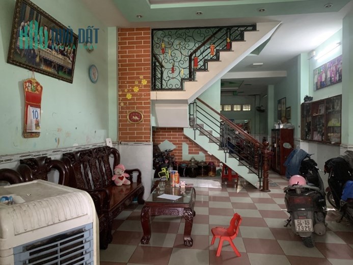 Nhà mặt tiền Man thiện diện tích 100m đúc 4 tầng giá ngộp