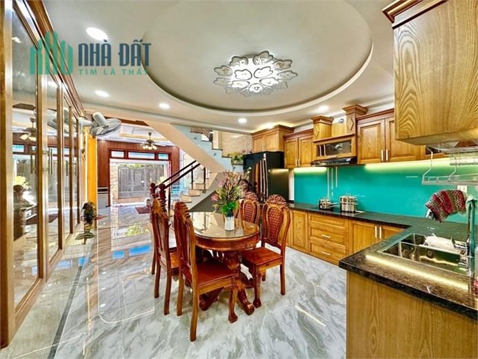 Nhà đẹp Huỳnh Văn Nghệ, Phường 15, Tân Bình – HXH, 4 tầng, 65m2, 7.85 tỷ