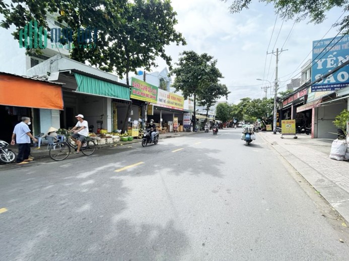 MẶT TIỀN ĐỈNH NGANG 5M, HƠN 122M2 - NGAY LÊ VĂN KHƯƠNG QUẬN 12, NHÀ C4 TIỆN XÂY MỚI, NHỈNH 8 TỶ.