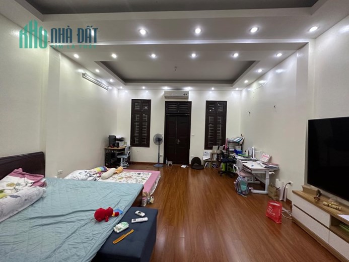 PHÙNG CHÍ KIÊN- PHÂN LÔ-GARA-2THOÁNG -Ở NGAY
72 m 5 tầng 13.2 tỷ