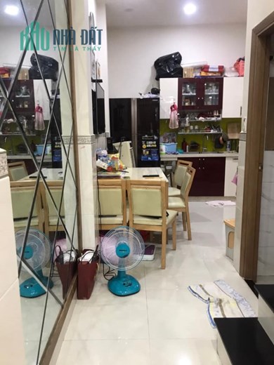 NHÀ 3 TẦNG BTCT - NHÀ ĐẸP VÀO Ở NGAY.- HẺM BA GÁC