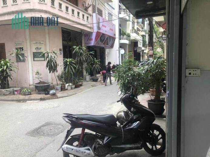 BÁN NHÀ 2 TẦNG TRUNG KÍNH, CẦU GIẤY - PHÂN LÔ - Ô TÔ - KINH DOANH