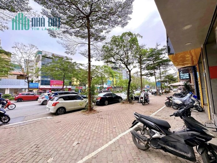Bán nhà Phương Liên, Đống Đa, 31m2, 3 tầng gần phố, ở ngay, nhỉnh 3 tỷ