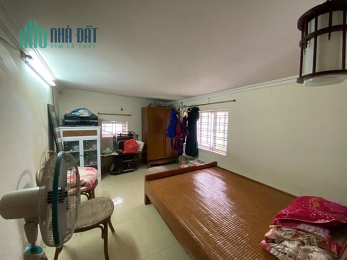 Bán nhà phố Chợ Hàng Cũ, diện tích 64m 2.5 tầng ngõ nông GIÁ 2.9 tỉ
