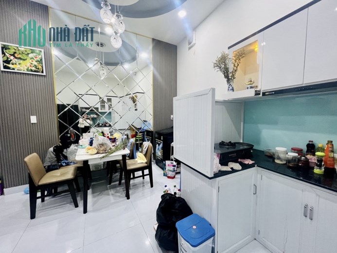 Bán Gấp Nhà 94m2 , Đường Hoàng Hoa Thám, Phường 5, Quận Bình Thạnh